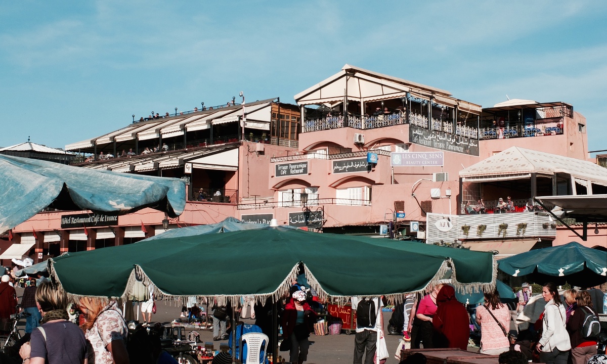 Marktplatz Riad Les Oliviers Marrakech Reiseblog Travel with Massi