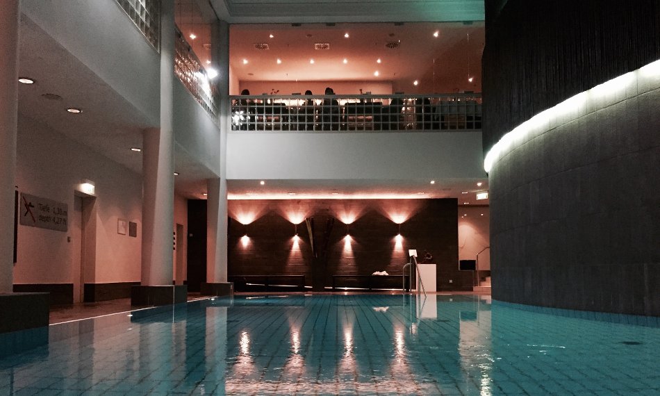 Le Meridien Stuttgart Hotel Review Travel with Massi Swimmingpool
