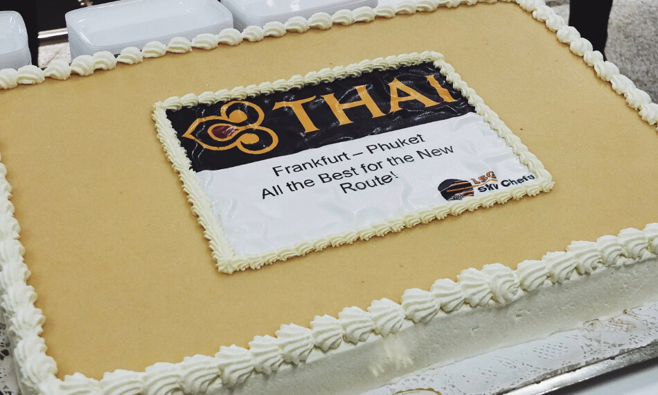 Erstflug Thai Airways FRA - HKT Torte