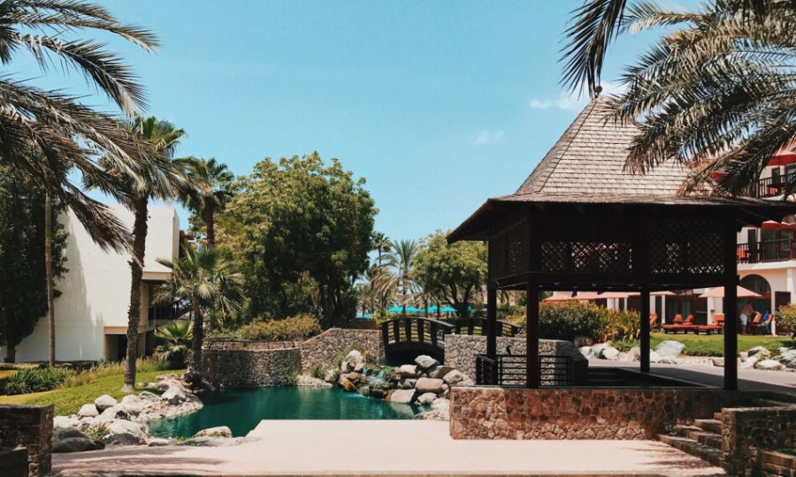 JA Palm Tree Resort & Spa Dubai JA Jebal Ali Golf Resort Garten und Swimmingpool