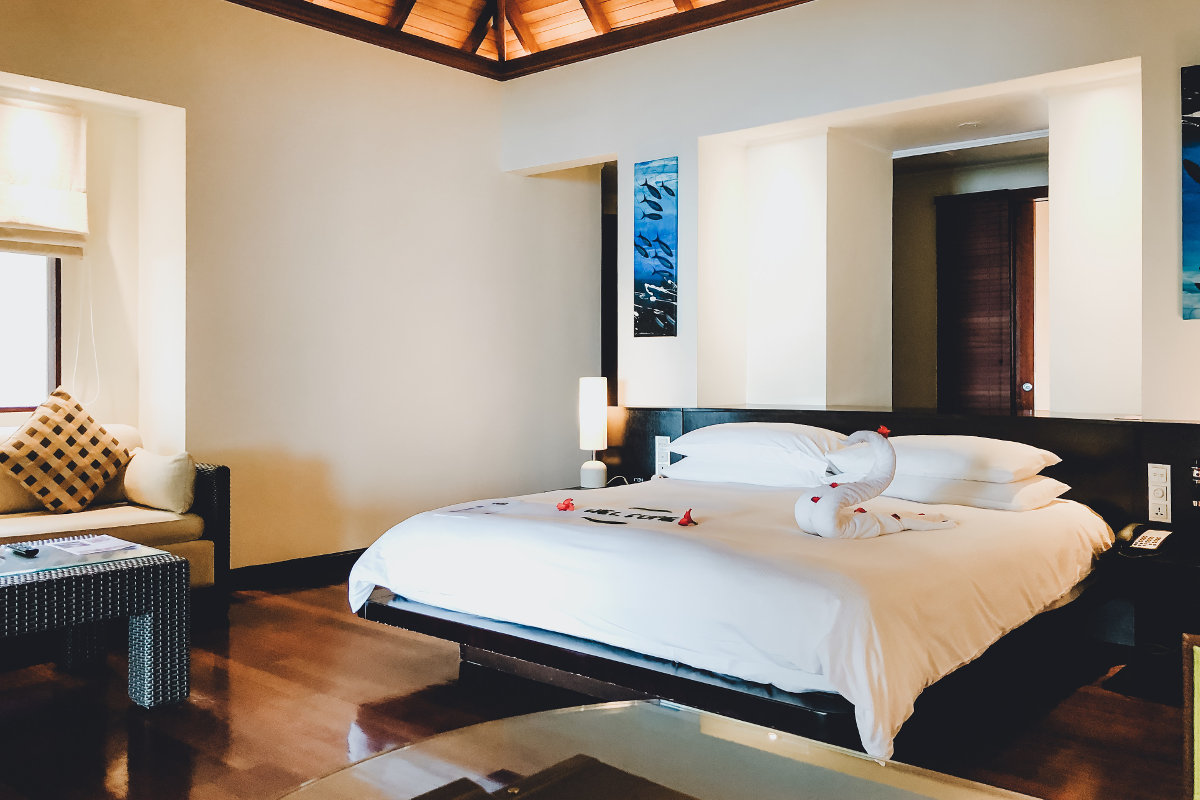 Hilton Seychelles Labriz Resort und Spa Beach Villa Schlafzimmer