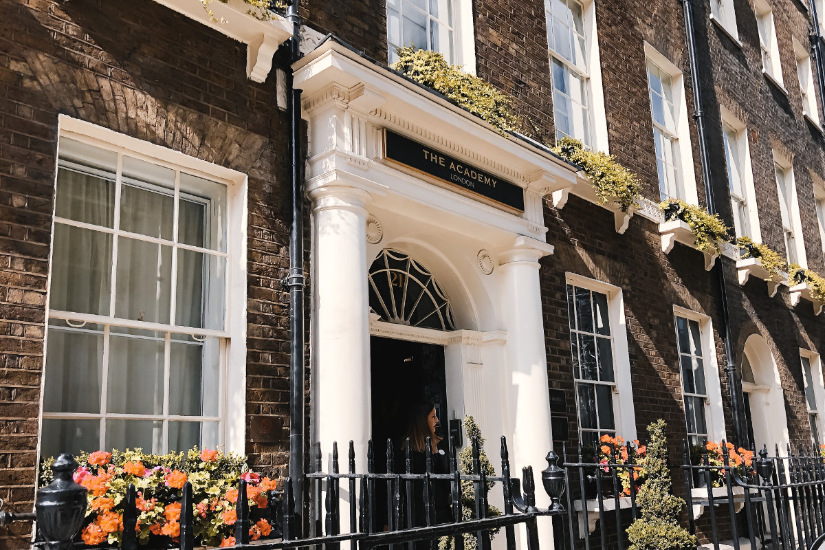 review: the academy london hotel - travelwithmassi