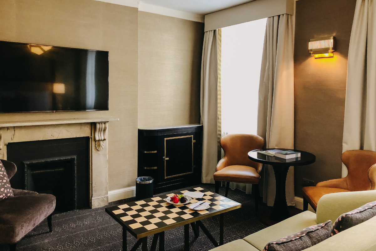 Review The Academy Hotel London Hyatt SLH Bloomsbury Suite