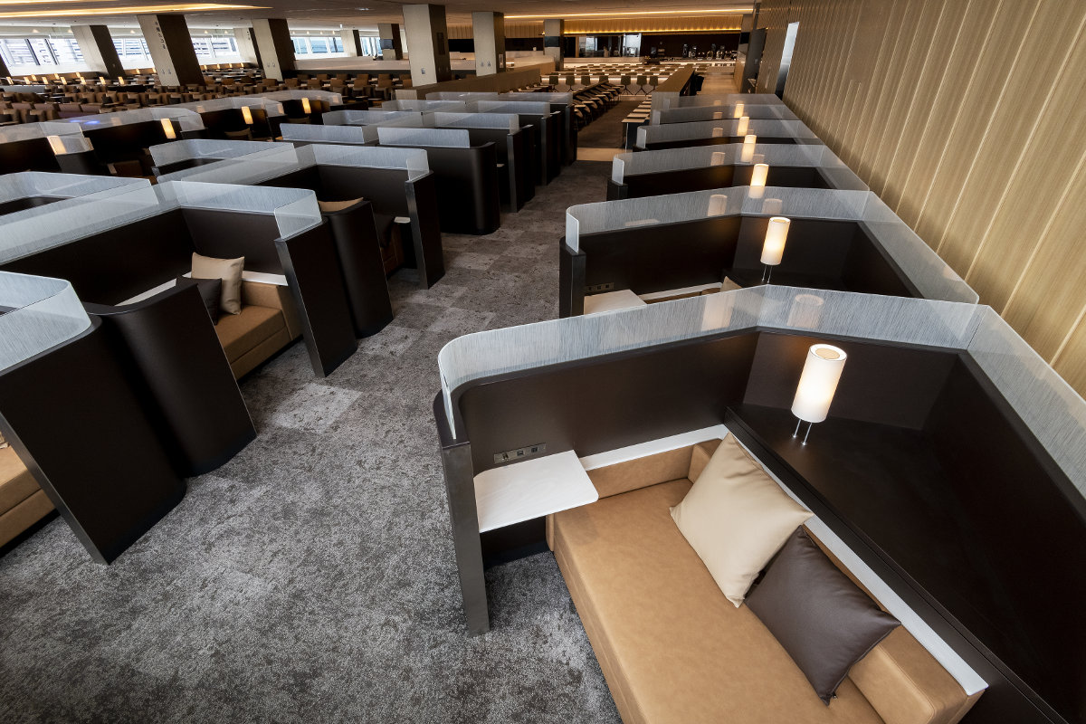 neue ANA Lounges Tokio Haneda ANA Lounge Sitznischen