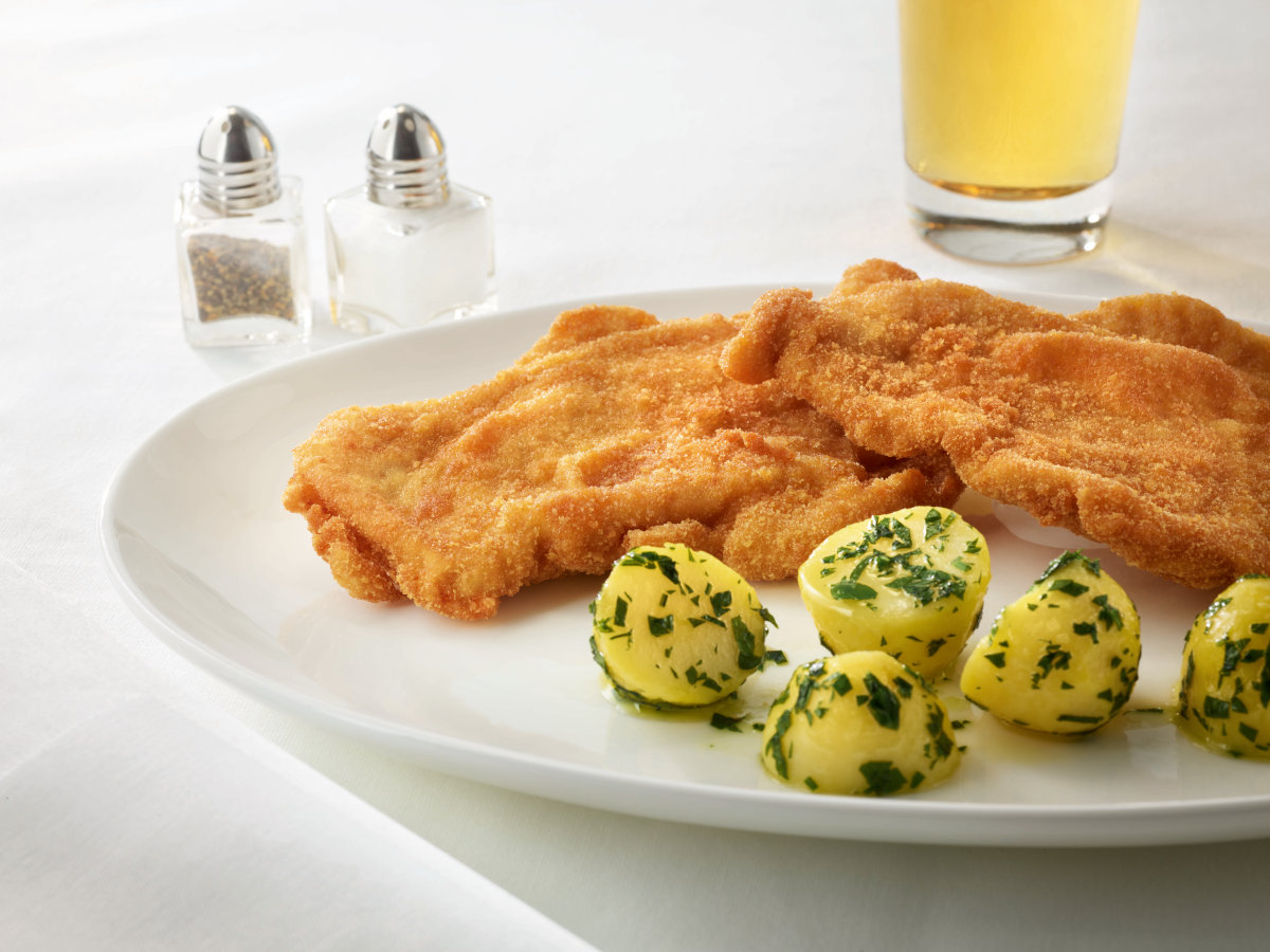 Hühnerschnitzel Austrian Melangerie kostenpflichtiges AUA Catering-Angebot Europaflüge