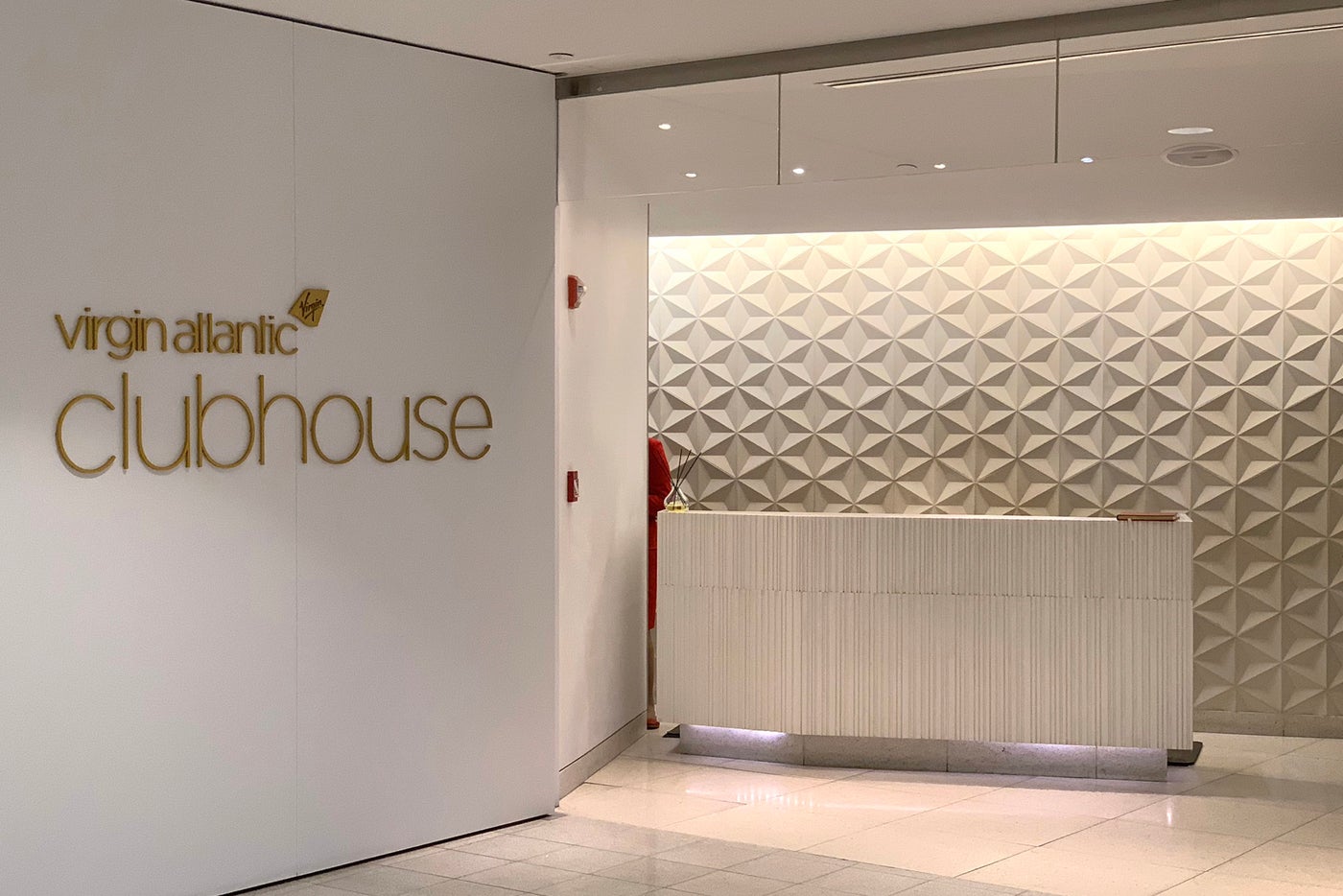 Virgin Clubhouse Lounge Zugang für Amex Platinum und Business Platinum Karteninhaber