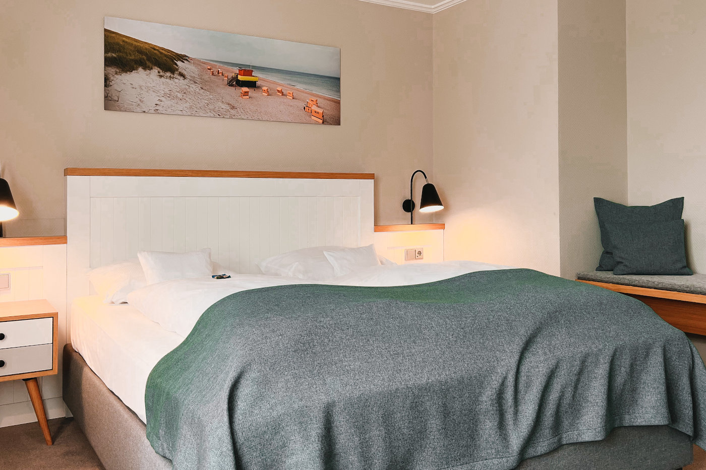 Doppelbett im Lindner Strand Hotel Windrose Sylt / Wenningstedt