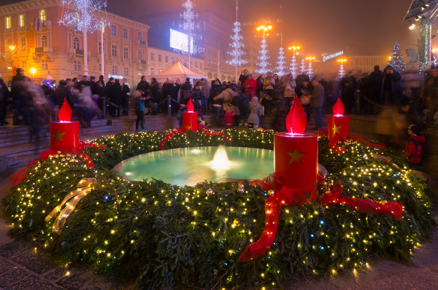 Weihnachtszauber in Zagreb ist einer der schönsten Weihnachtsmärkte in Europa