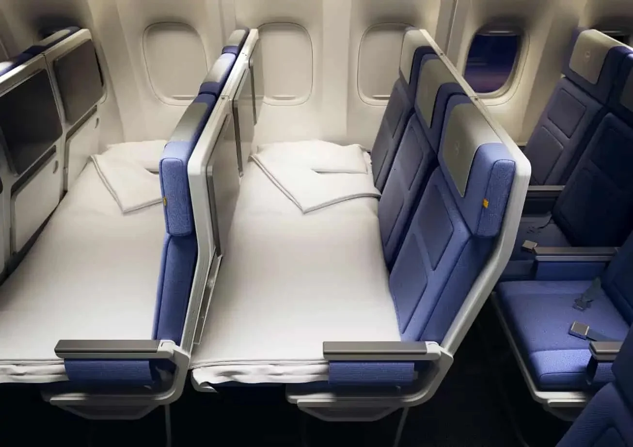 Lufthansa Schlaf Coach Economy Class