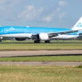 landende Boeing 787 der KLM